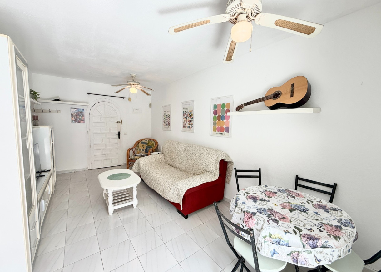 Resale - Apartment - Torrevieja - Torre del moro