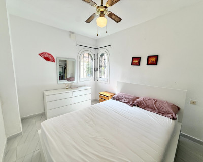 Resale - Apartment - Torrevieja - Torre del moro