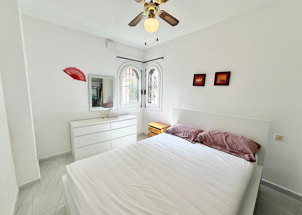Resale - Apartment - Torrevieja - Torre del moro
