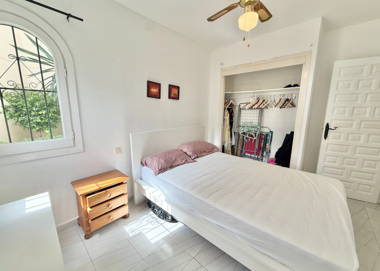 Resale - Apartment - Torrevieja - Torre del moro