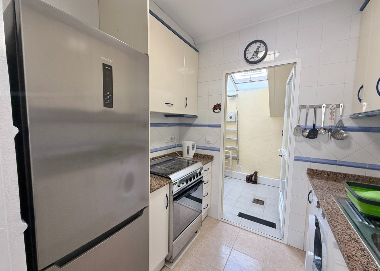 Resale - Lägenhet - Torrevieja - Aguas Nuevas
