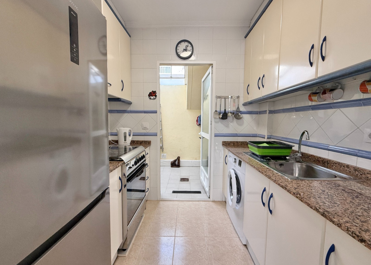 Resale - Lägenhet - Torrevieja - Aguas Nuevas