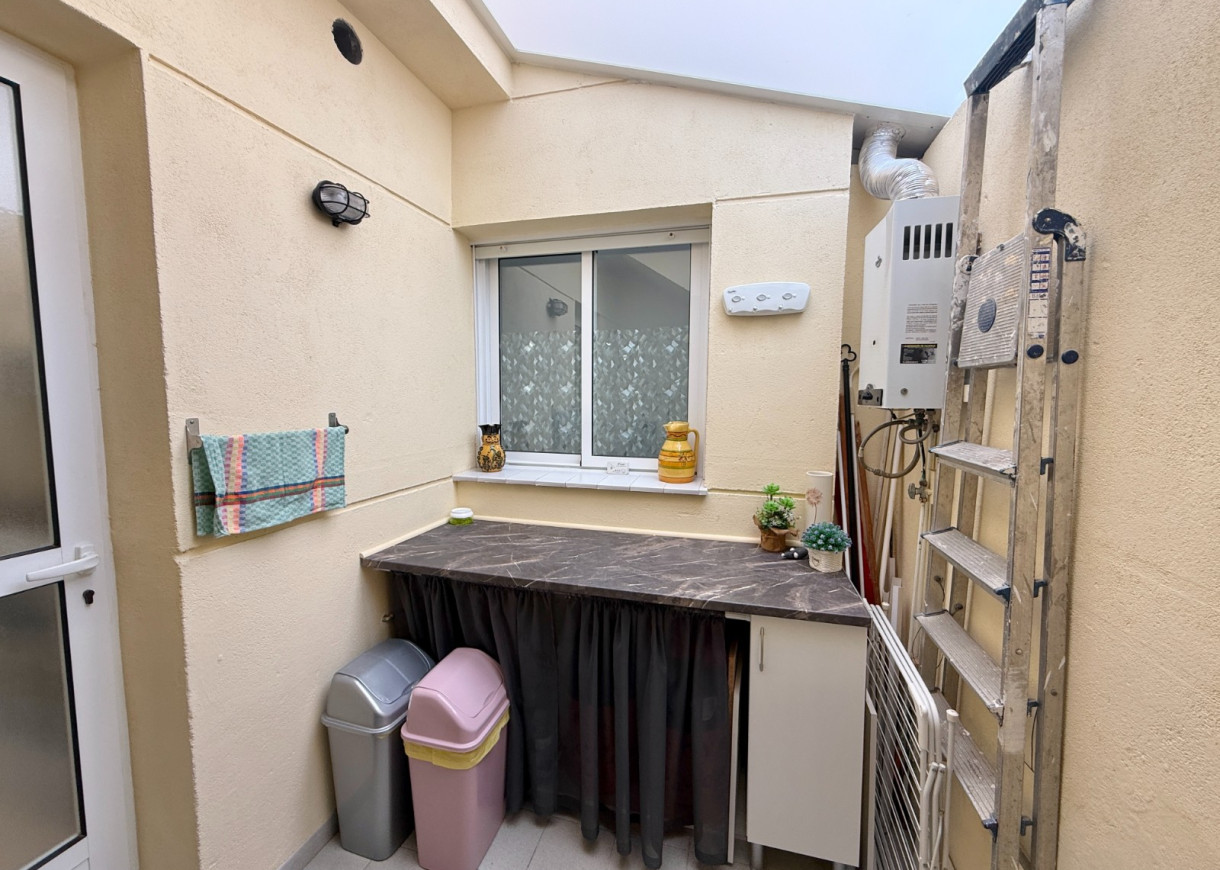 Resale - Lägenhet - Torrevieja - Aguas Nuevas