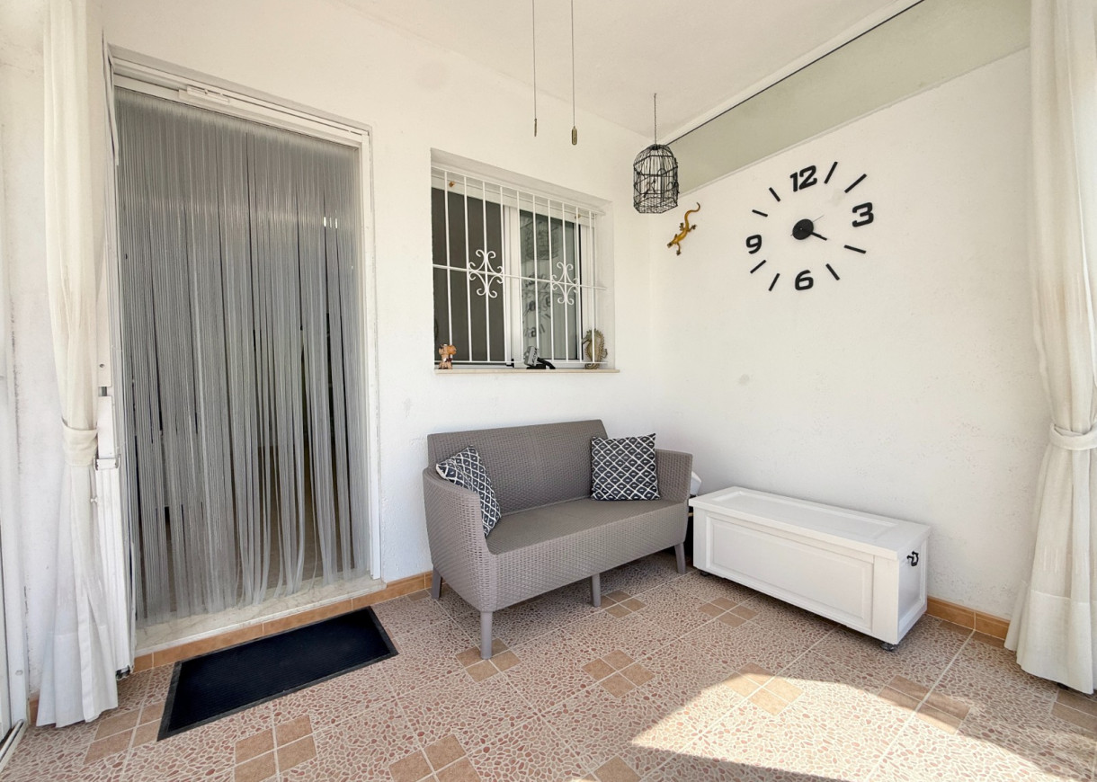 Resale - Lägenhet - Torrevieja - Aguas Nuevas