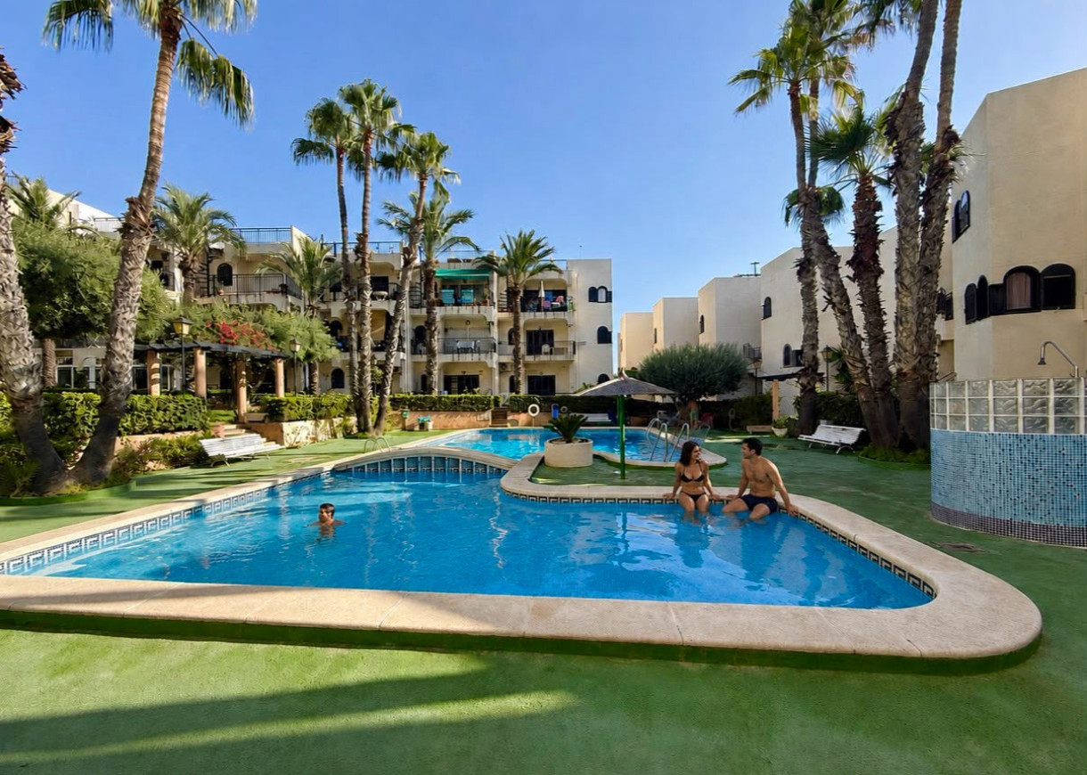 Resale - Lägenhet - Torrevieja - Torre del moro