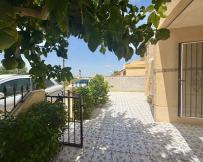 Resale - House - Torrevieja - El limonar
