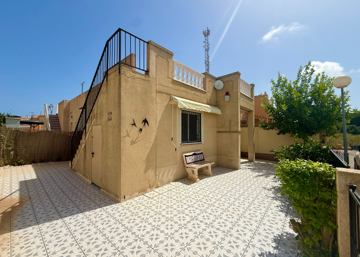 Resale - House - Torrevieja - El limonar