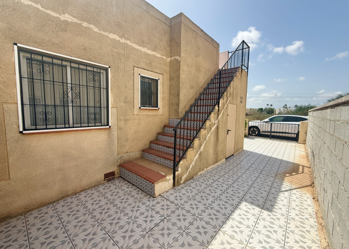 Resale - House - Torrevieja - El limonar