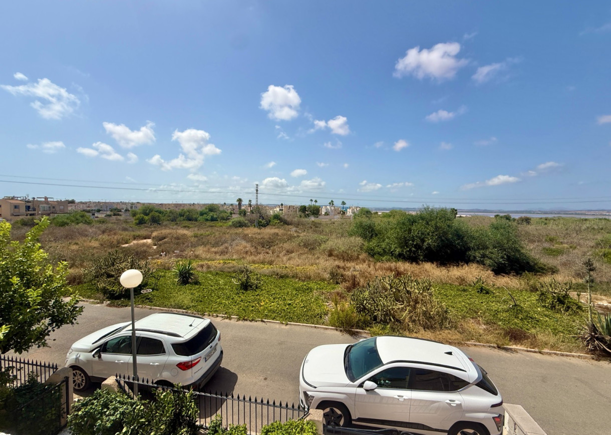 Resale - House - Torrevieja - El limonar