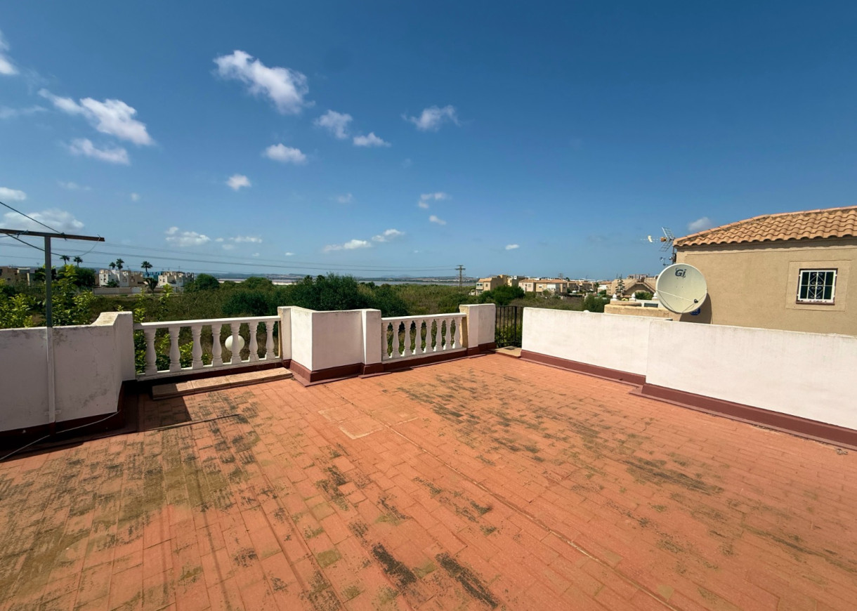 Resale - House - Torrevieja - El limonar