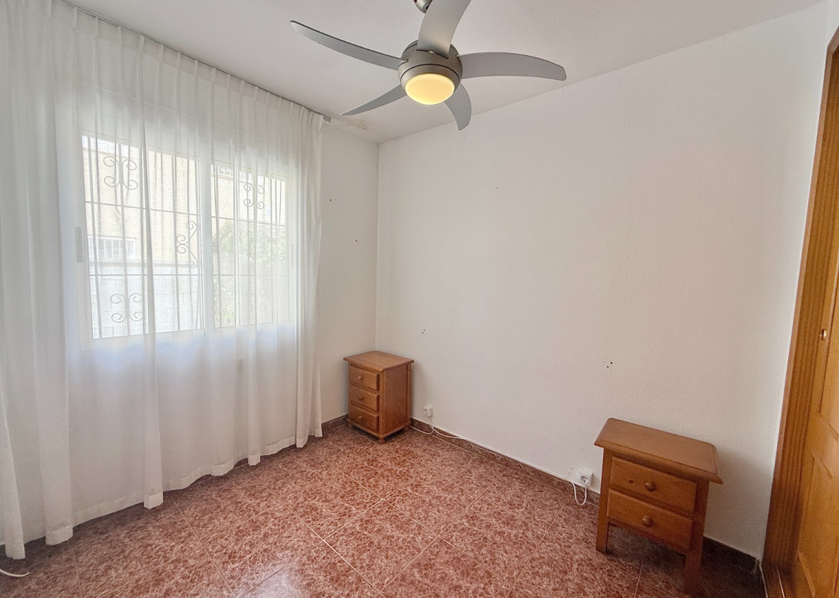 Resale - House - Torrevieja - El limonar