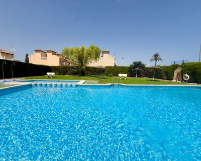 Resale - House - Torrevieja - El limonar