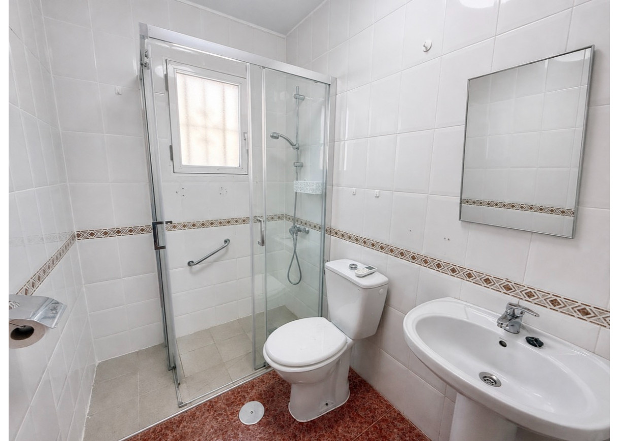 Resale - House - Torrevieja - El limonar
