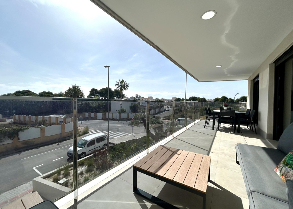 Resale - Apartment - Dehesa de campoamor - Campoamor