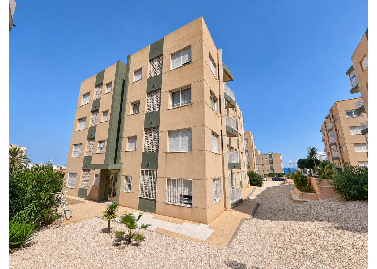 Resale - Apartment - Torrevieja - Torreblanca
