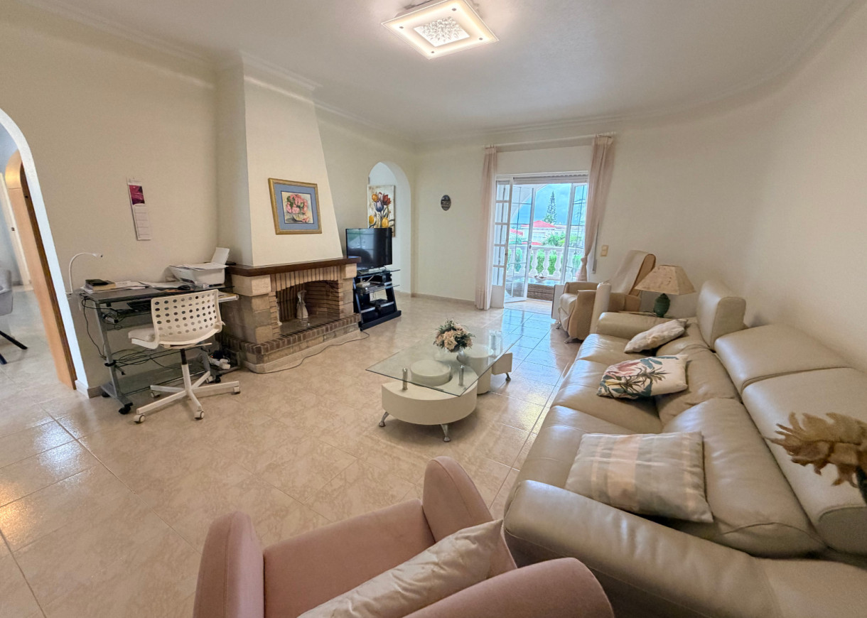 Venta - Chalet - Ciudad Quesada