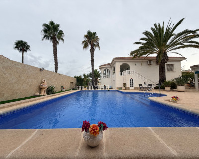 Venta - Chalet - Ciudad Quesada