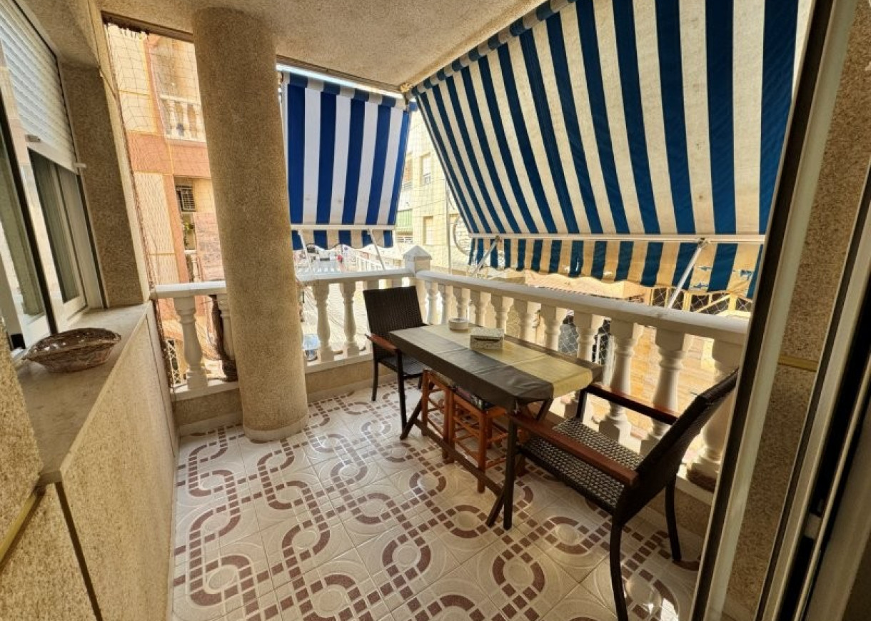 Resale - Apartment - La Mata