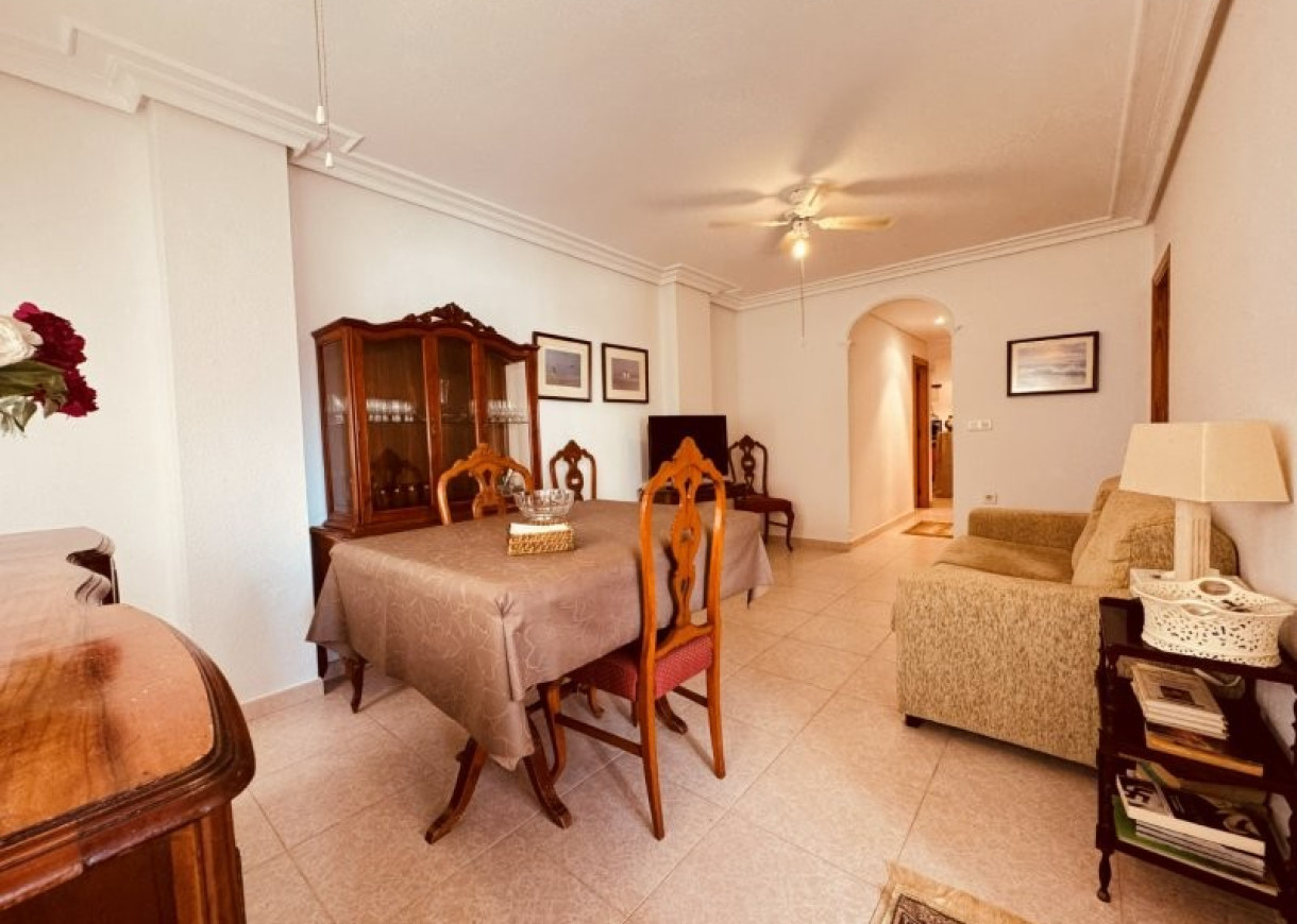 Resale - Apartment - La Mata