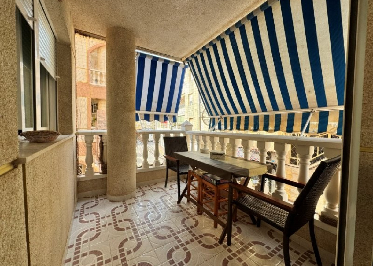 Resale - Apartment - La Mata
