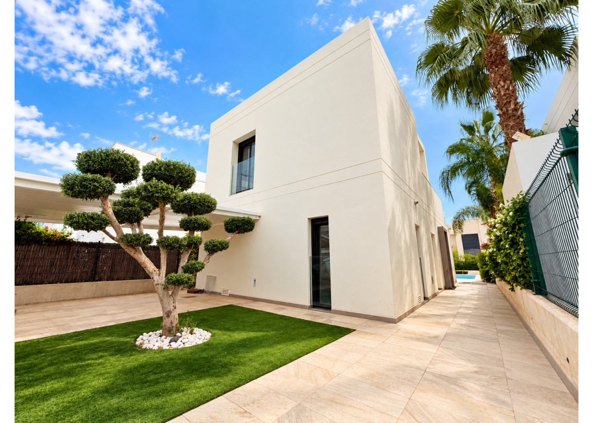 Resale - Villa - Ciudad Quesada