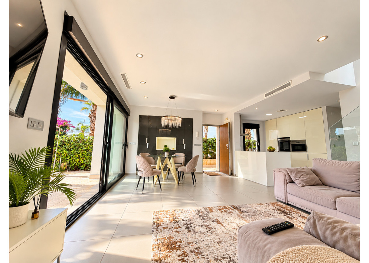 Resale - Villa - Ciudad Quesada
