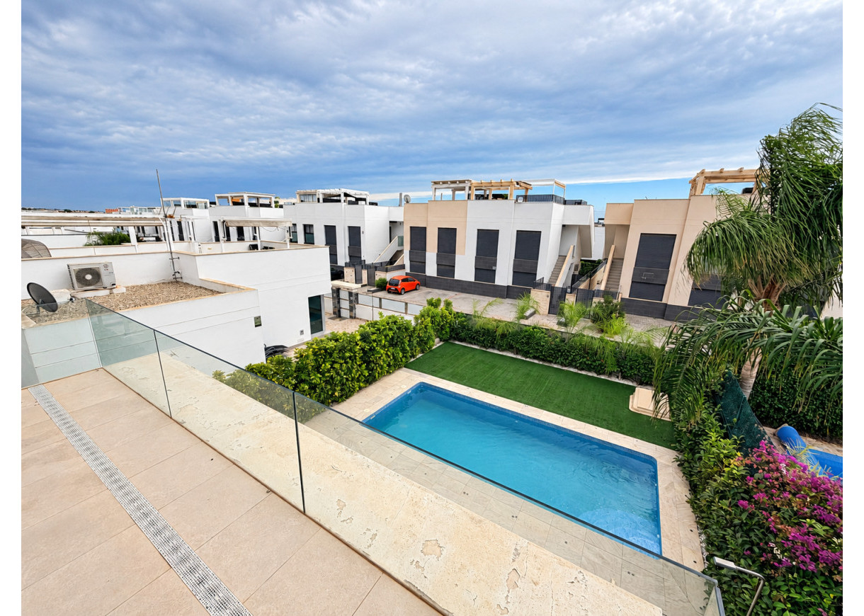 Resale - Villa - Ciudad Quesada