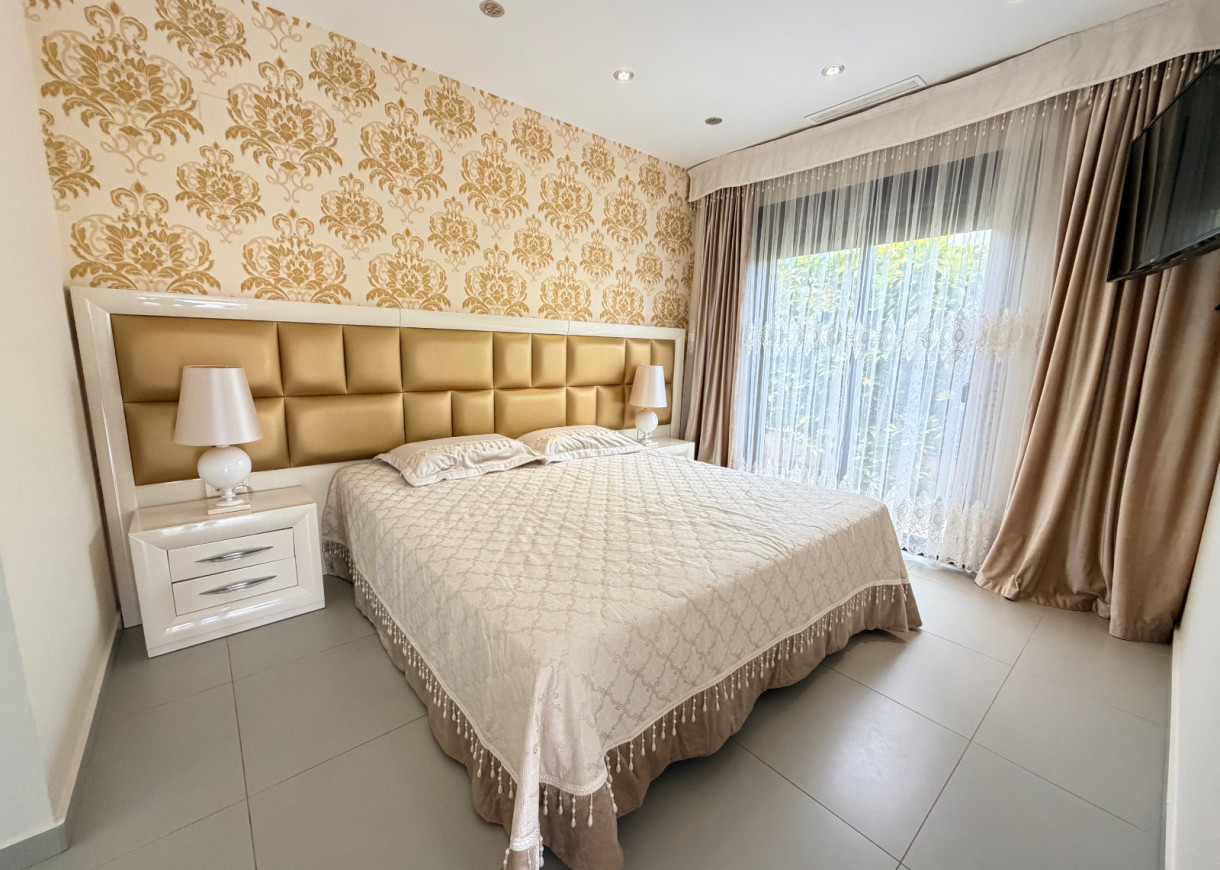 Resale - Villa - Ciudad Quesada