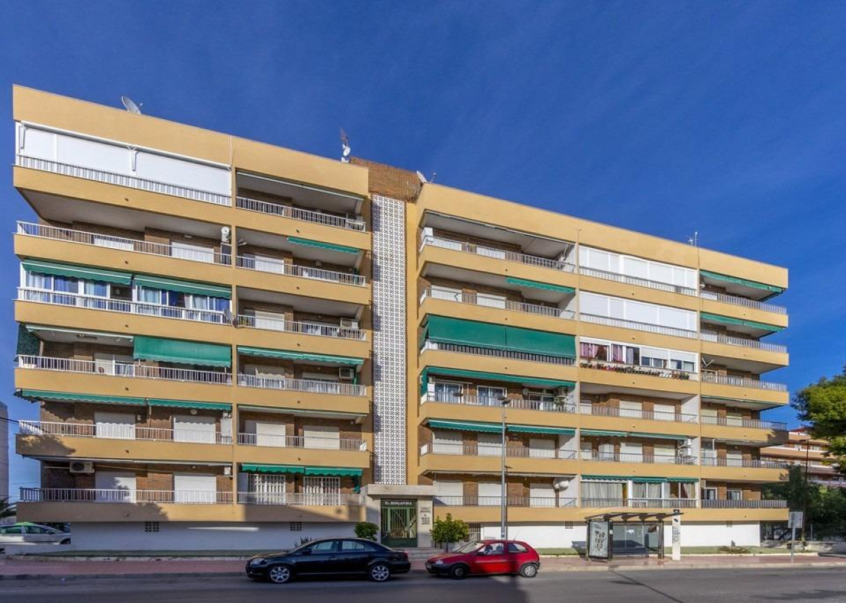 Resale - Apartment - Torrevieja - Punta prima