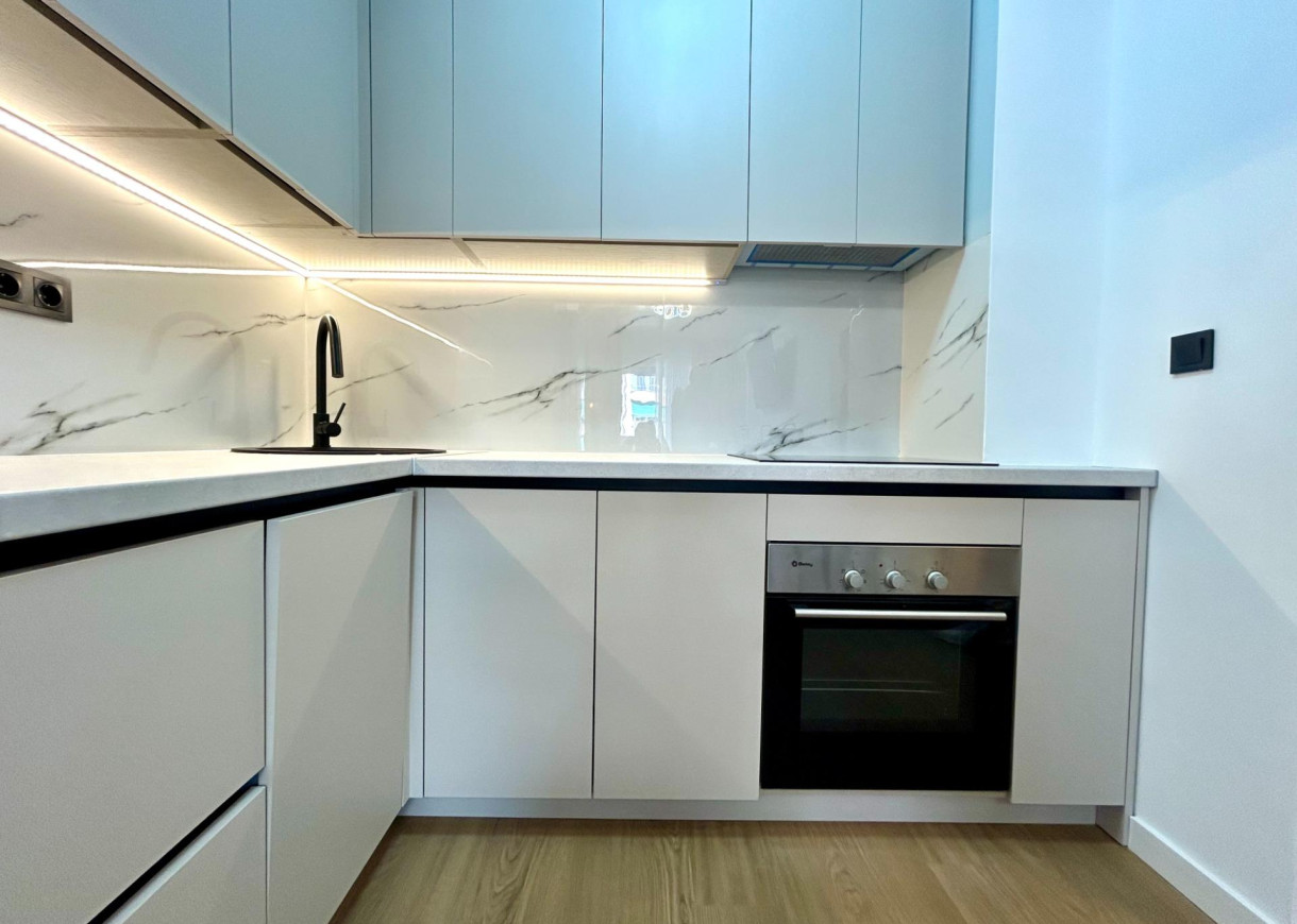 Resale - Apartment - Torrevieja - Punta prima
