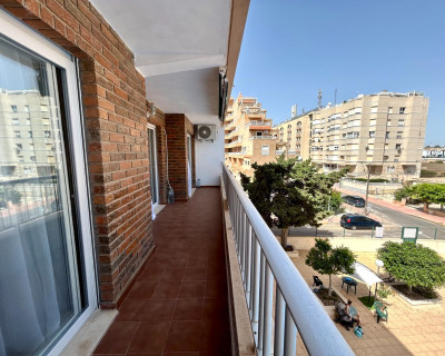 Resale - Apartment - Torrevieja - Punta prima