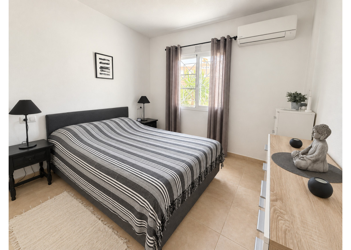 Resale - Apartment - Torrevieja - Torreblanca