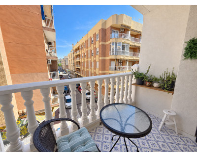 Resale - Studio apartment - Torrevieja - Playa de los Locos