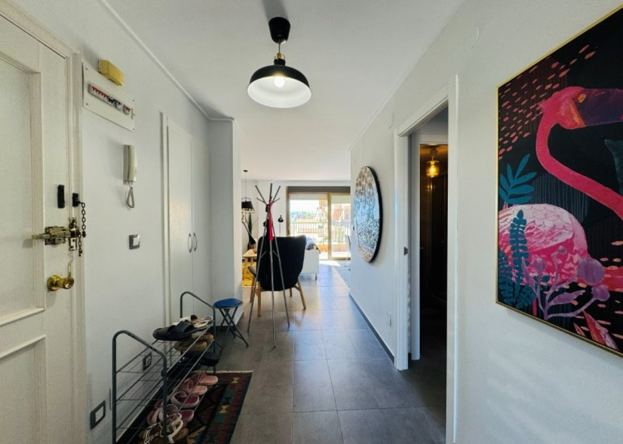Resale - Apartment - La Mata - Los Europeos
