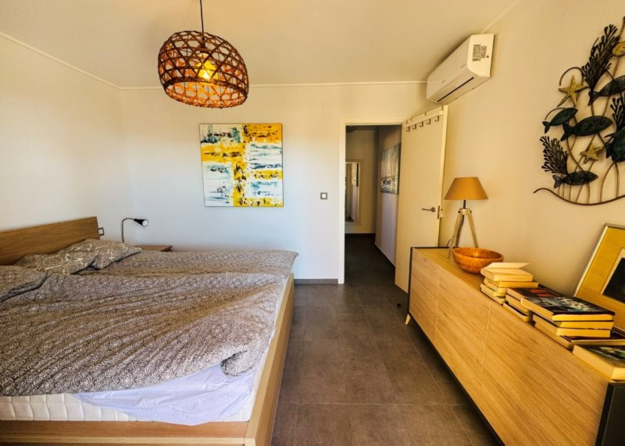 Resale - Apartment - La Mata - Los Europeos
