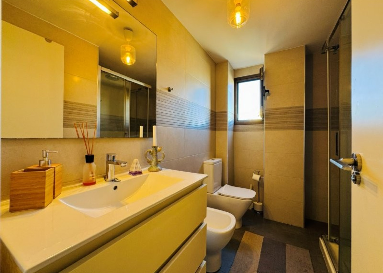 Resale - Apartment - La Mata - Los Europeos