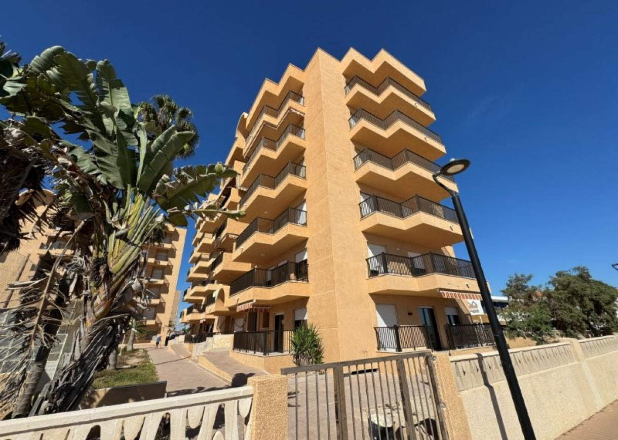 Resale - Apartment - La Mata - Los Europeos