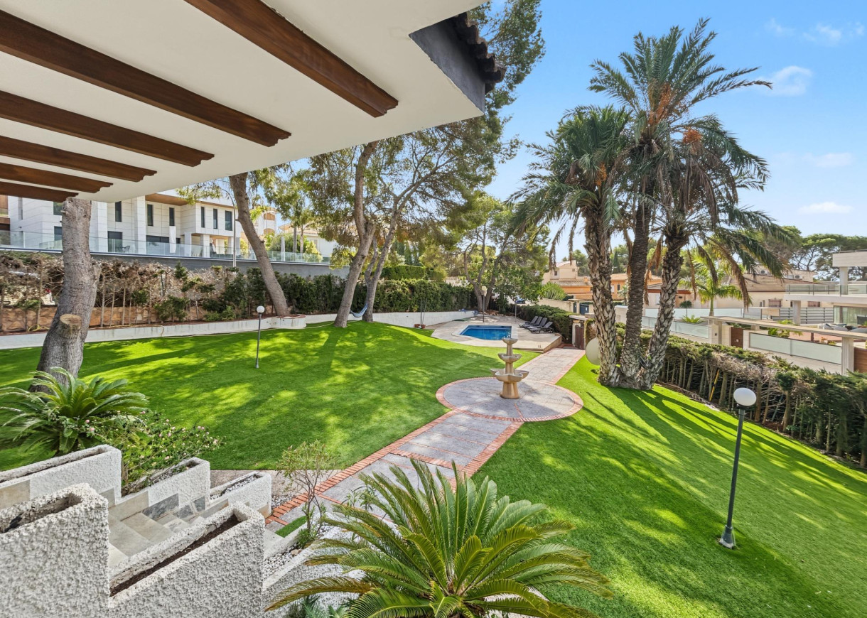 Resale - Villa - Orihuela Costa - Campoamor