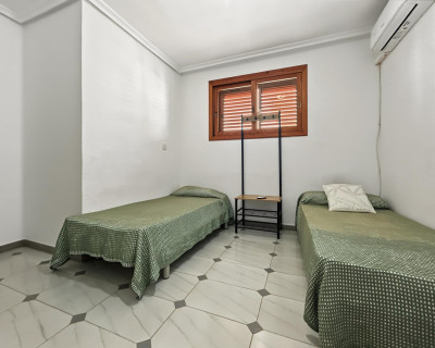 Resale - Villa - Orihuela Costa - Campoamor