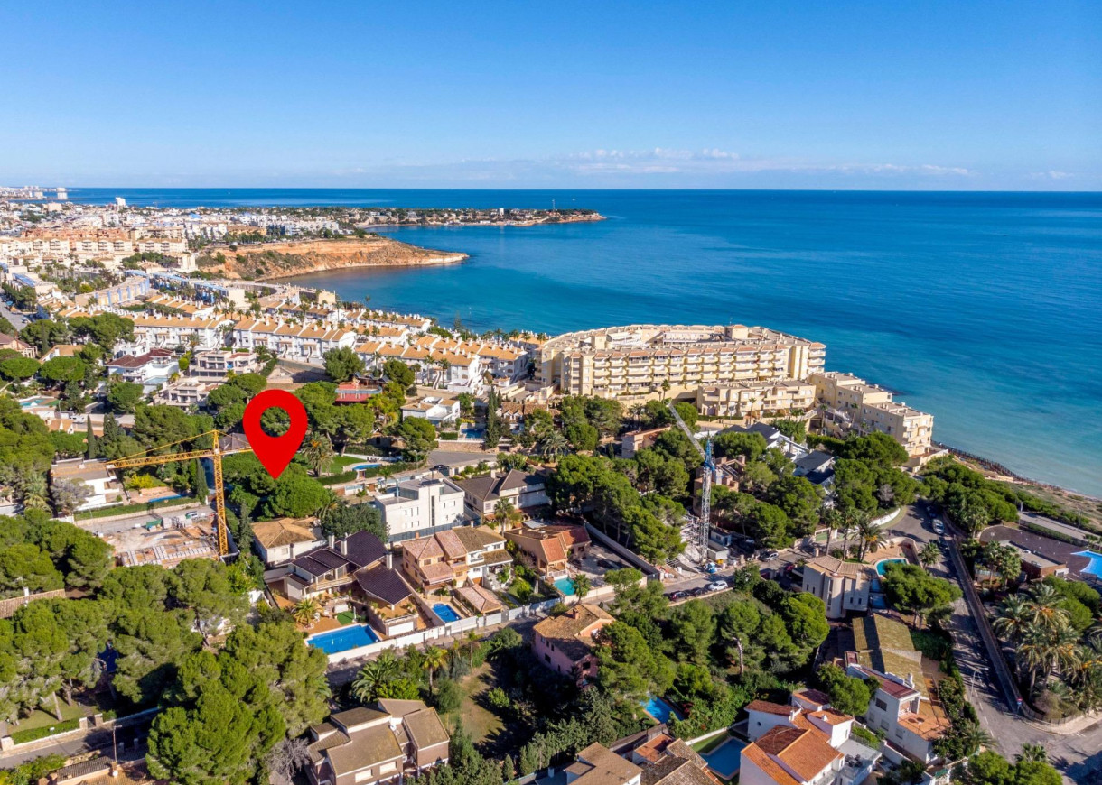 Resale - Villa - Orihuela Costa - Campoamor
