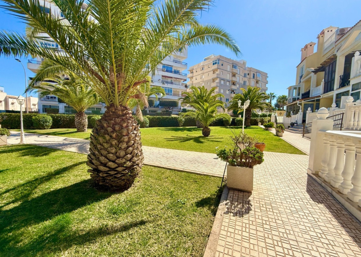 Resale - Lägenhet - Torrevieja - Torreblanca
