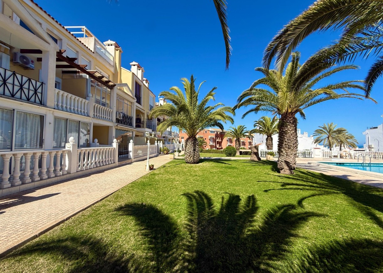 Resale - Lägenhet - Torrevieja - Torreblanca