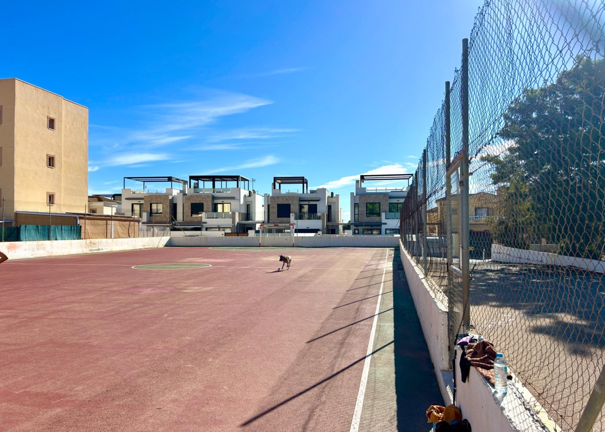 Resale - Bungalow - Orihuela Costa - Lomas de Don Juan