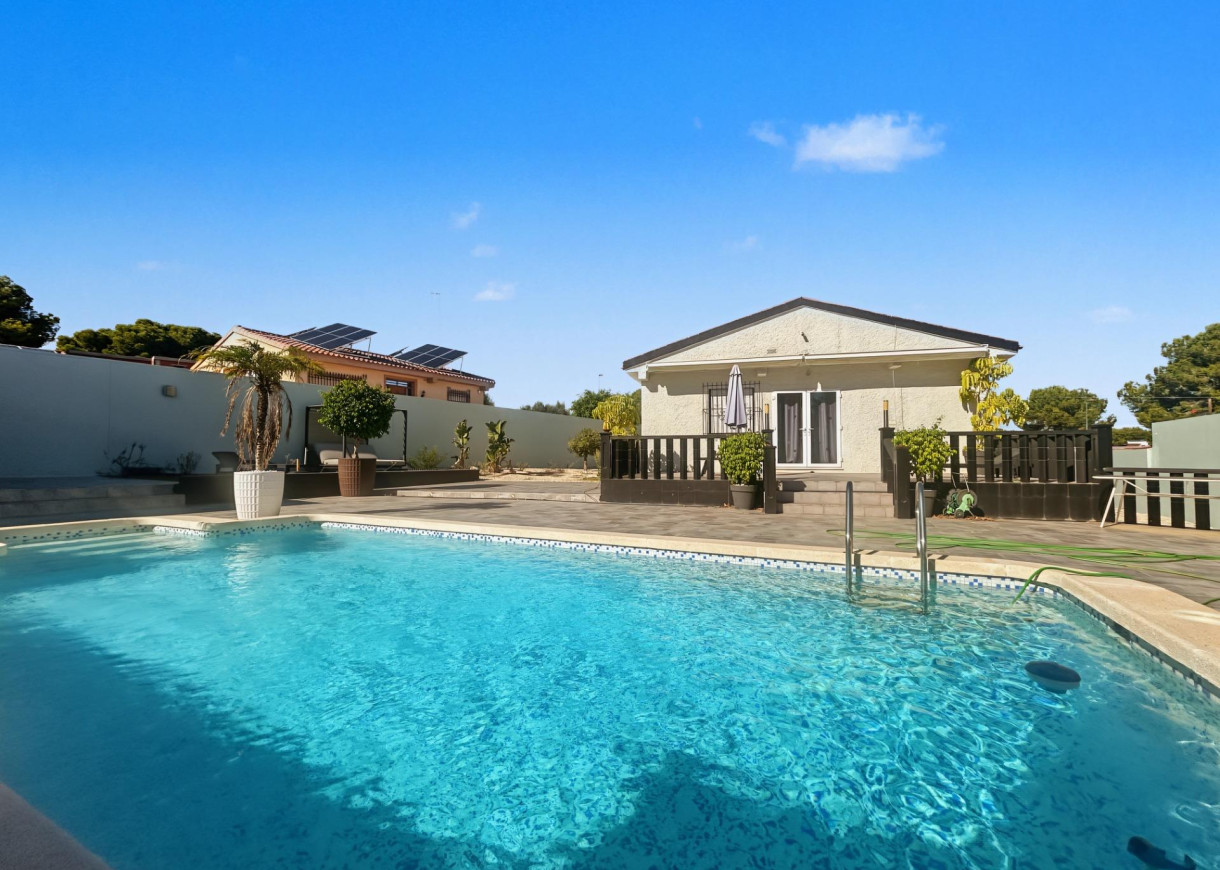 Resale - Villa - Pilar de la Horadada - Pinar de Campoverde