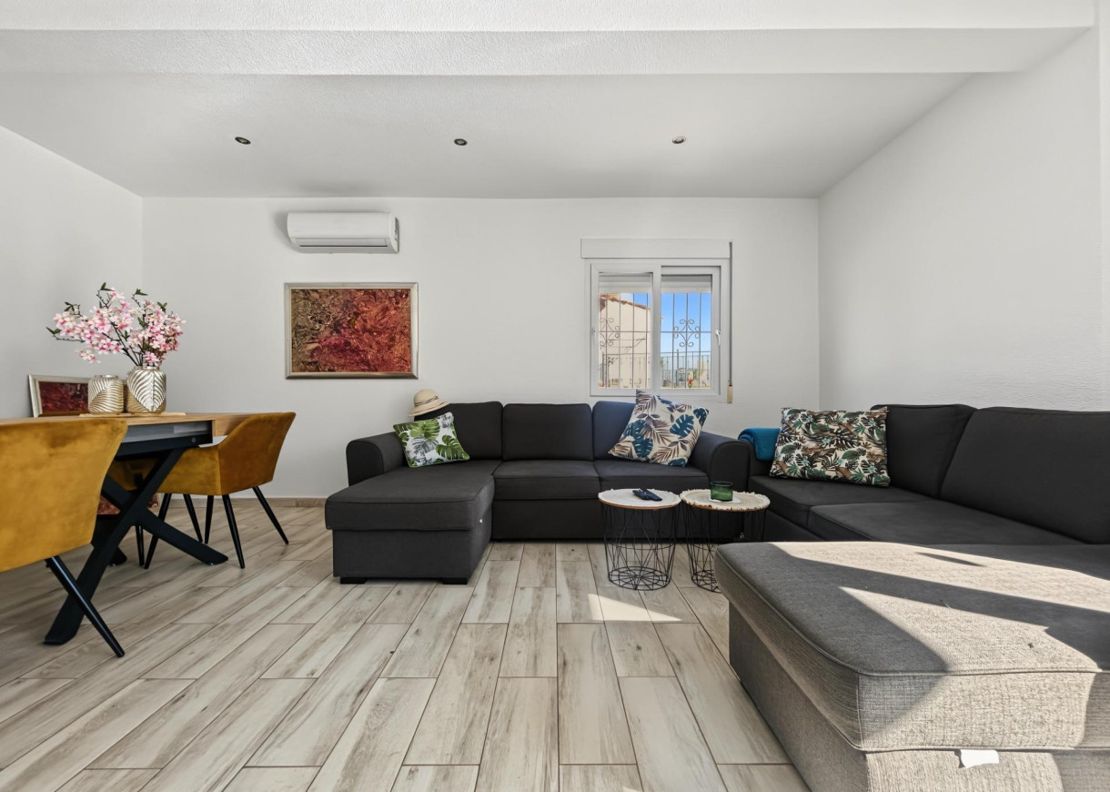 Resale - Villa - Pilar de la Horadada - Pinar de Campoverde