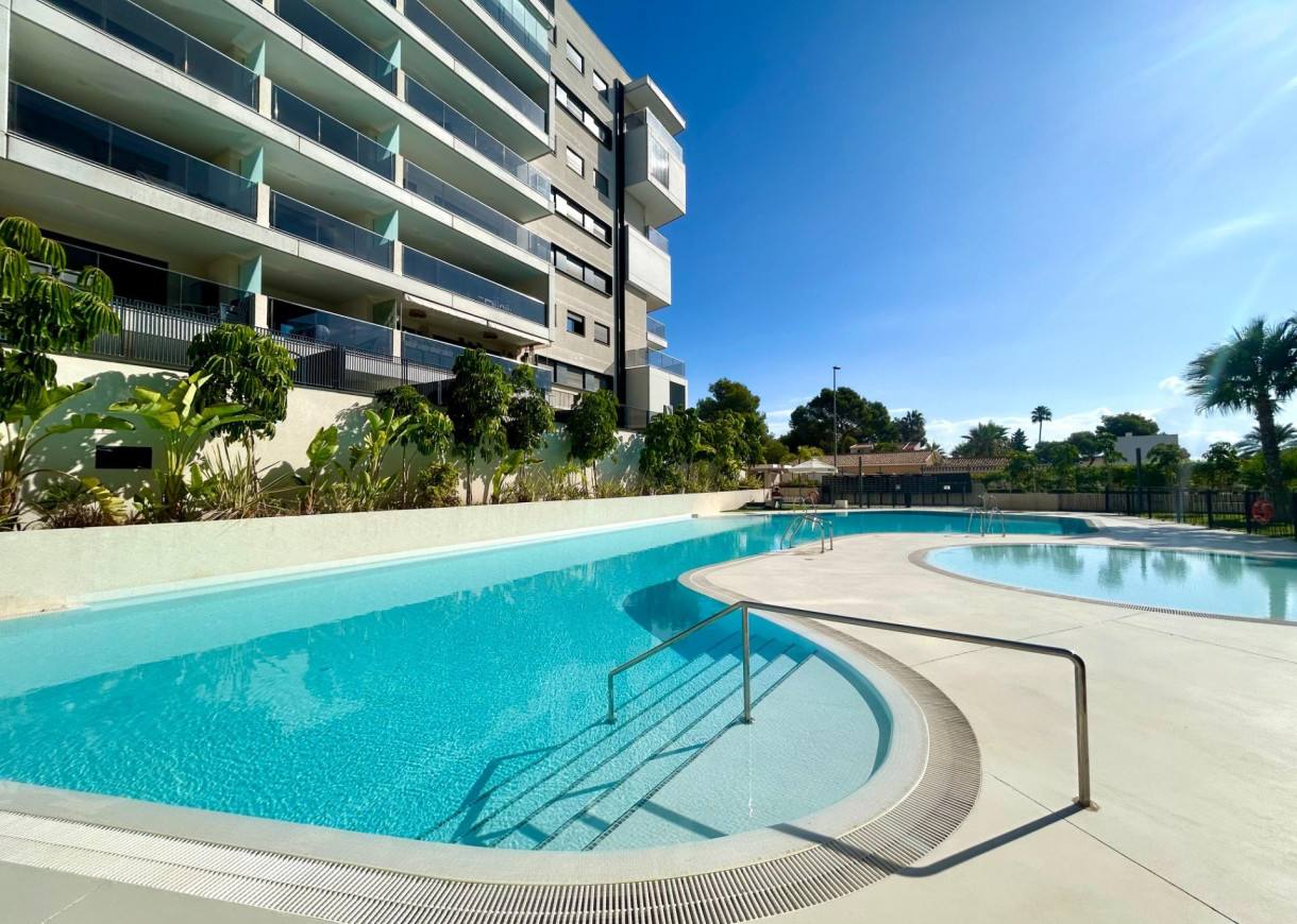 Resale - Lägenhet - Dehesa de campoamor - Campoamor