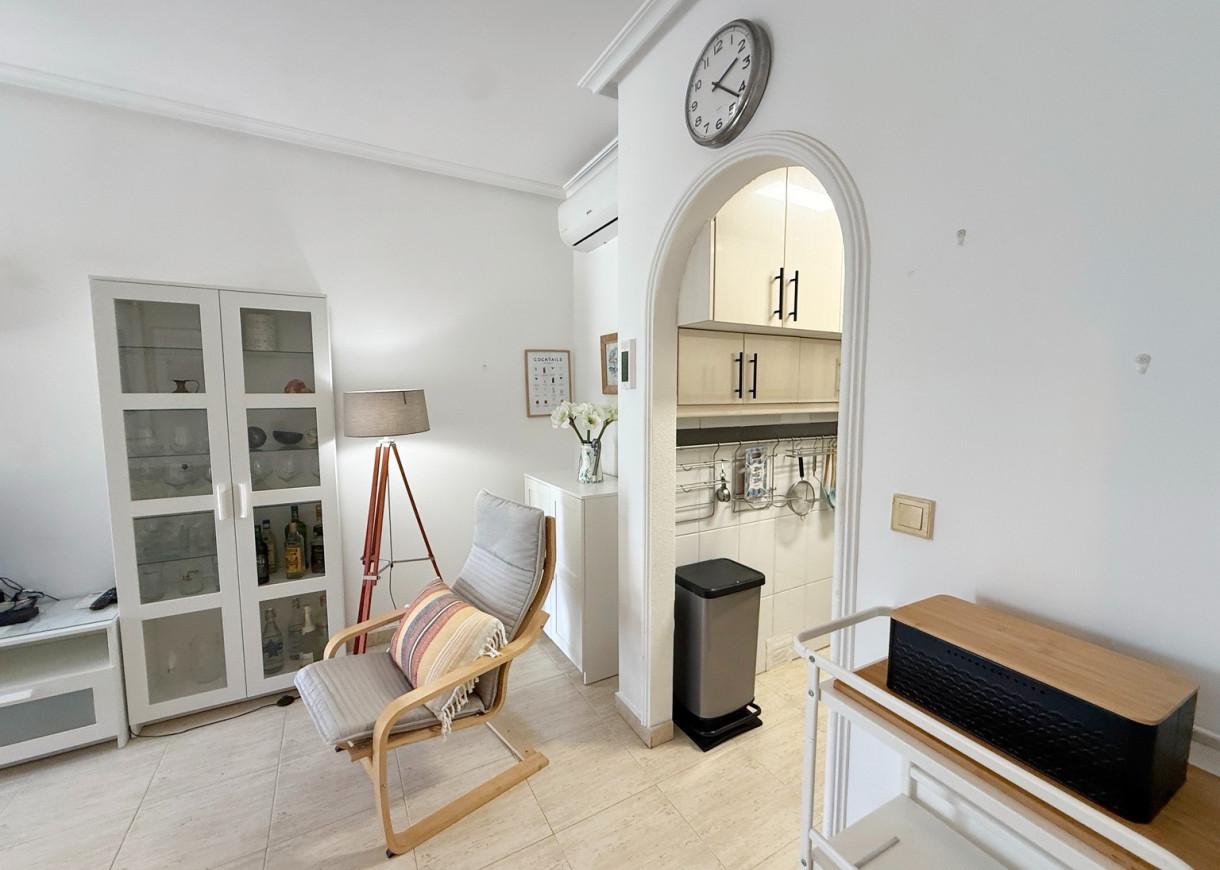 Long time Rental - Lägenhet - Torrevieja - Aguas Nuevas
