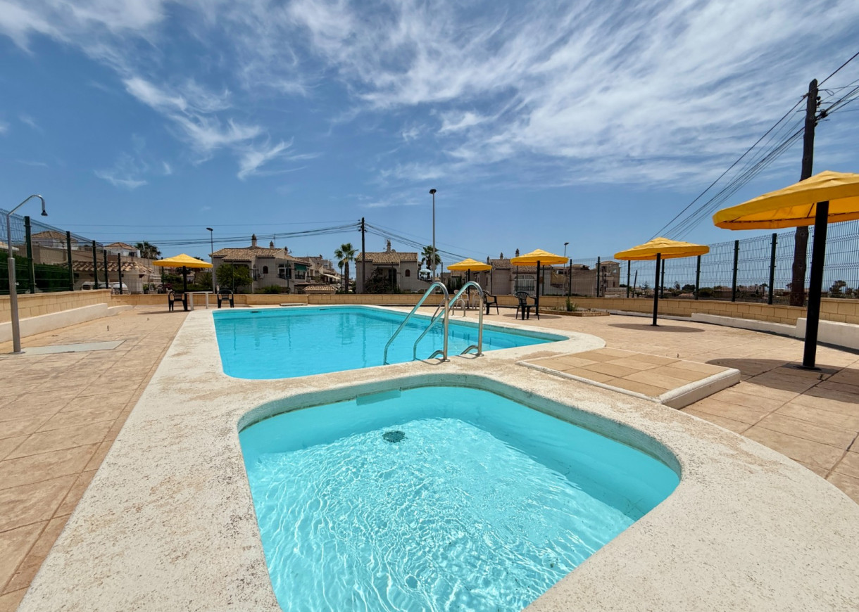 Resale - Lägenhet - Torrevieja - Torreblanca