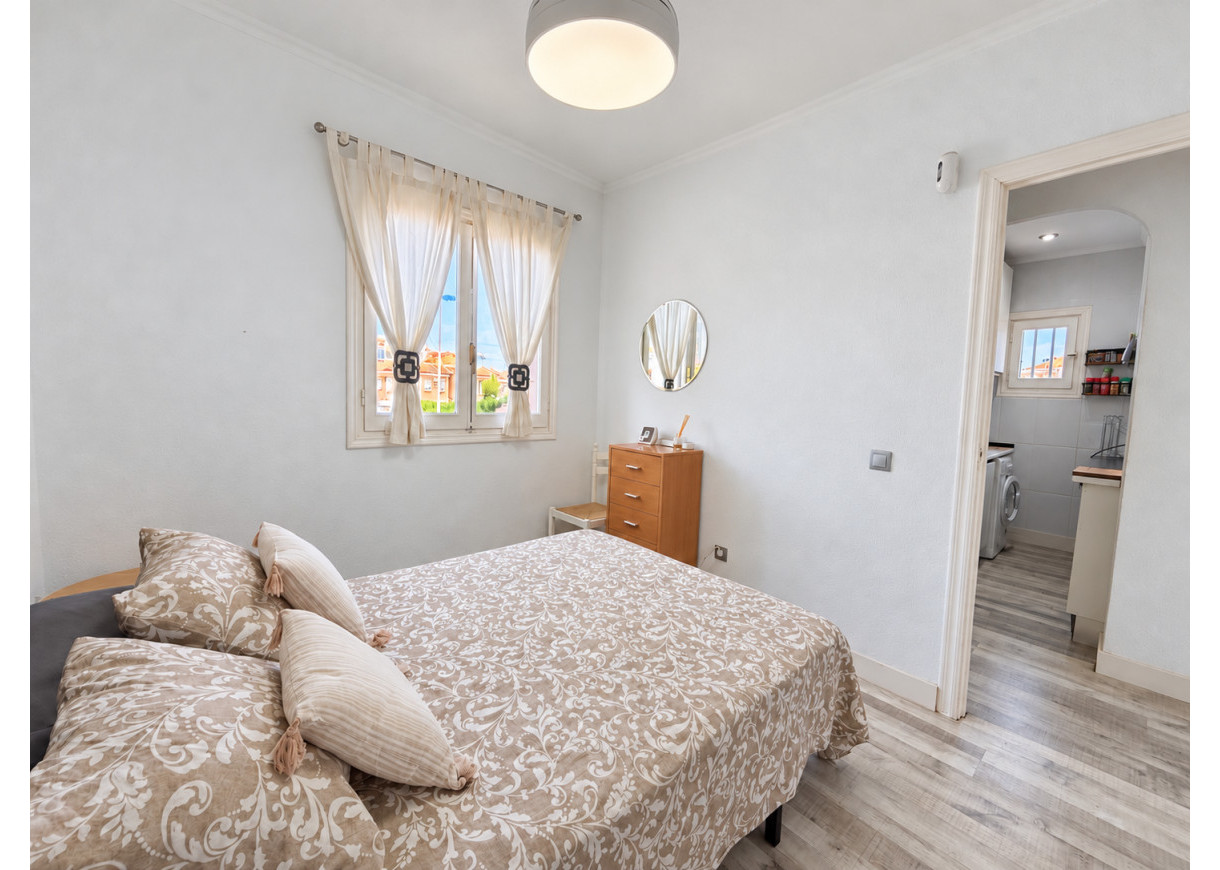 Resale - Lägenhet - Torrevieja - Torreblanca