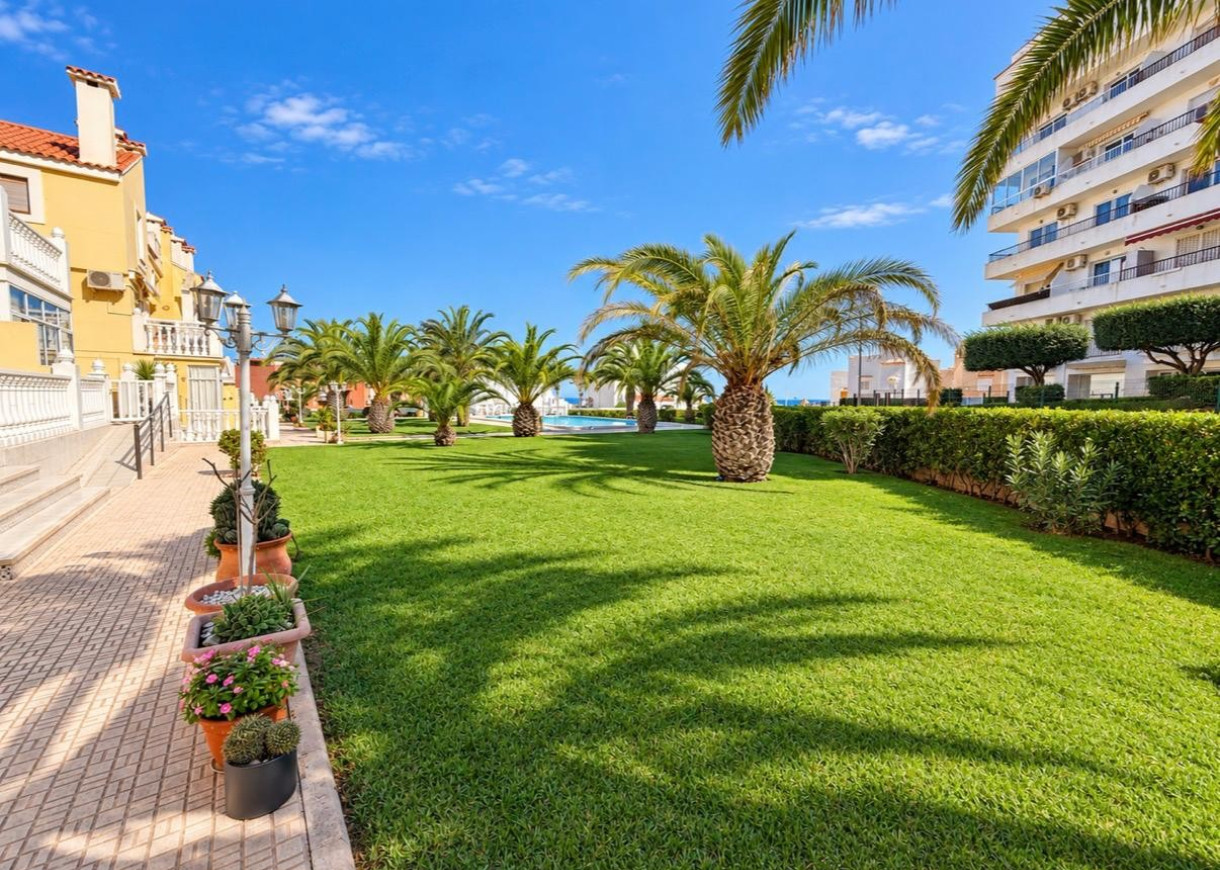 Resale - Lägenhet - Torrevieja - Torreblanca